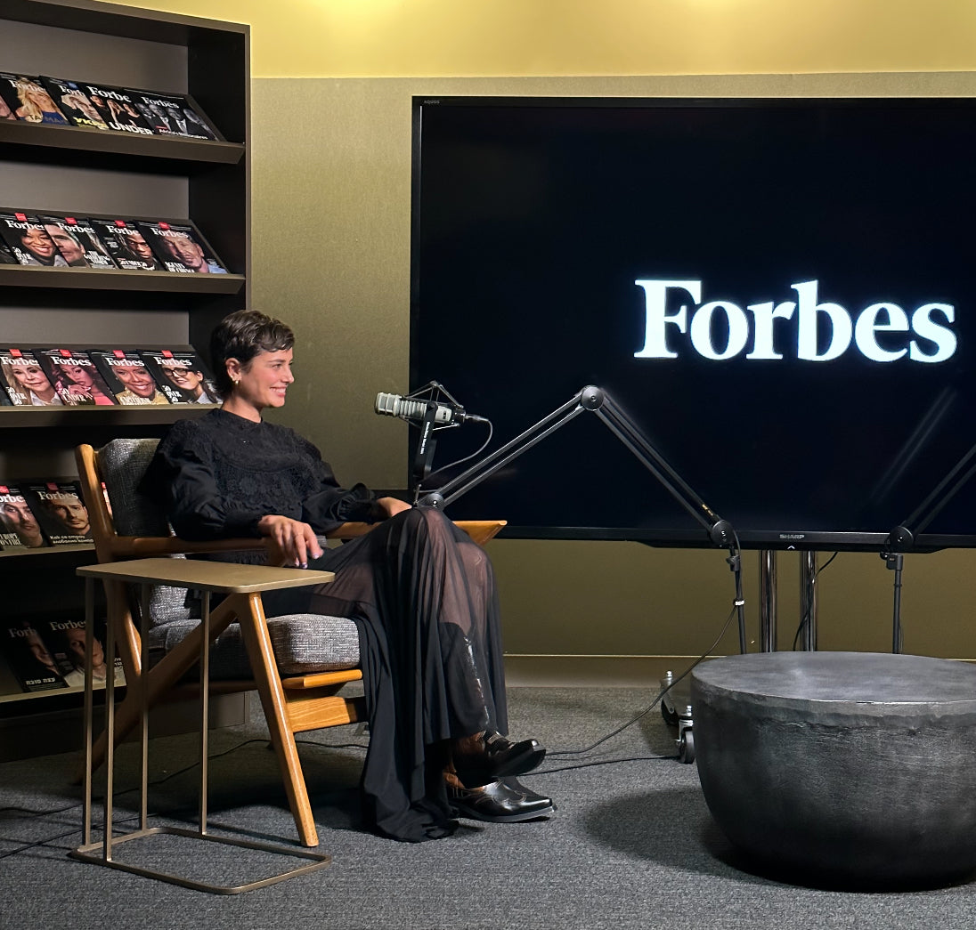 Supermodel Taylor Hill sits down for podcast with Forbes Talks